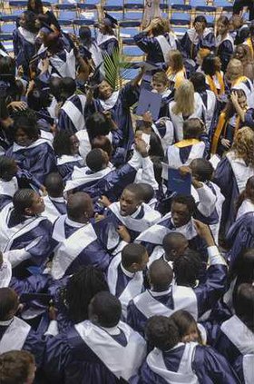 052408 SHS GRAD 05